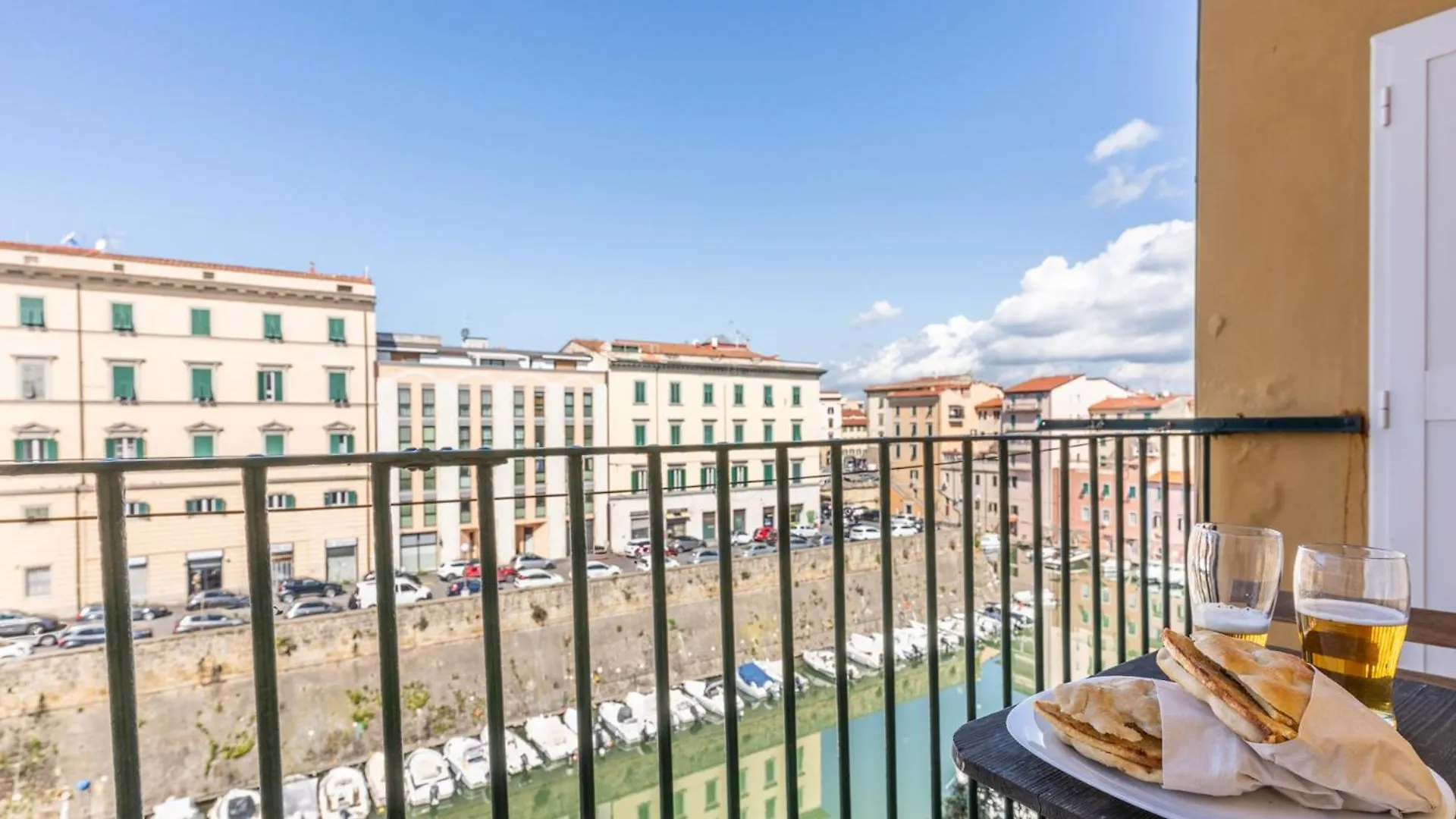 Apartment Casa Lisca By Pleiades Home Livorno Italy